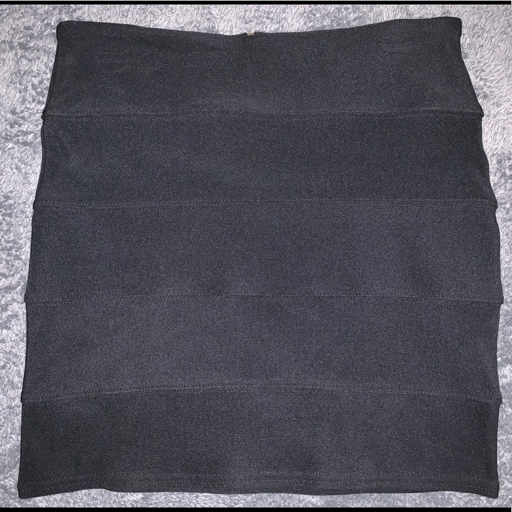 Black pencil skirt